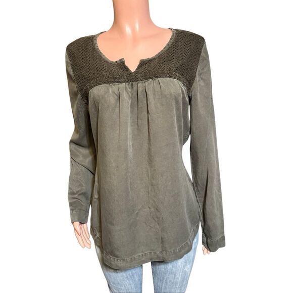 olive green long-sleeve women's blouse with a V-neck and crochet detailing M - Picture 4 of 6